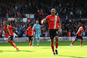 Exeter City vs Luton Town (01:45 – 27/09) | Xem lại trận đấu