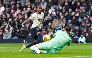 Burnley vs West Ham (22:00 – 07/02) | Xem lại trận đấu