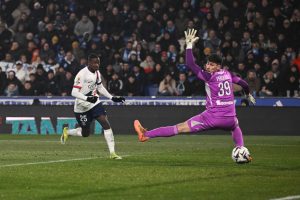 Strasbourg vs PSG (02:45 – 02/02) | Xem lại trận đấu